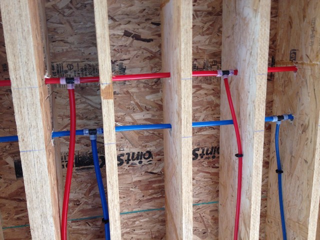 Sujección del Sistema PureFlow (PEX Press)