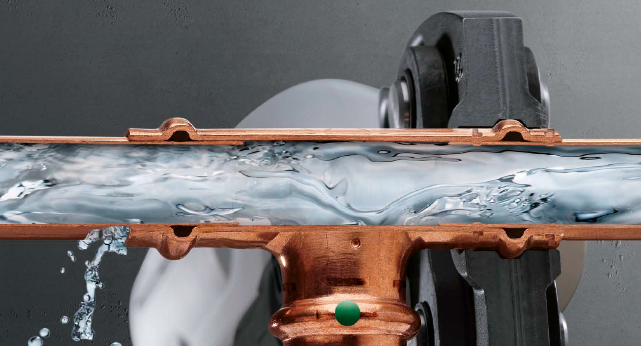 La introducción del V-Contur supuso una auténtica revolución y una mejora determinante para la tecnología de prensado. No en vano, el nombre remite a su inventor: Viega. Junto con el SC-Contur, los Pressfittings de la marca Viega garantizan una seguridad del 100%, prensados y sin prensar. El prensado doble El doble de bueno La tecnología […]